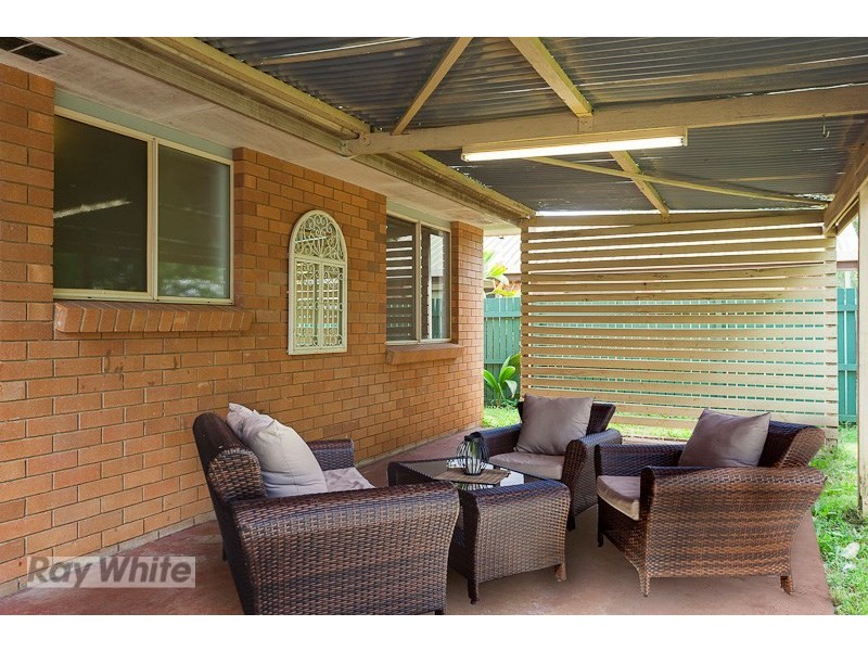 196 Mill Street, Redland Bay QLD 4165