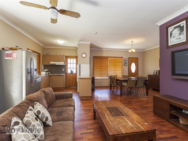 82 Kinross Road, Thornlands QLD 4164