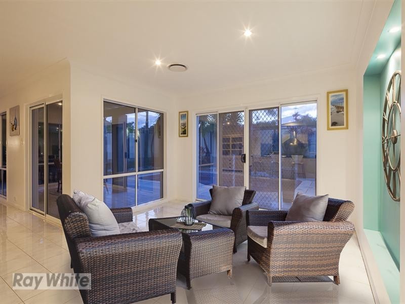 29 Caswell Crescent, Redland Bay QLD 4165