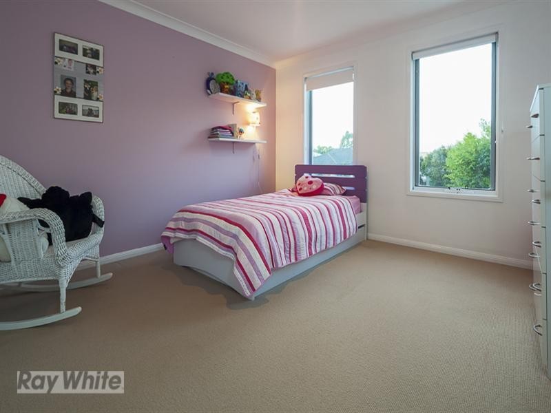 29 Caswell Crescent, Redland Bay QLD 4165