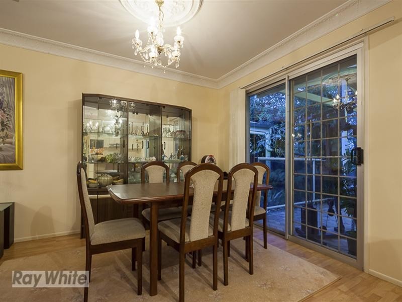 11 Azalea Street, Redland Bay QLD 4165