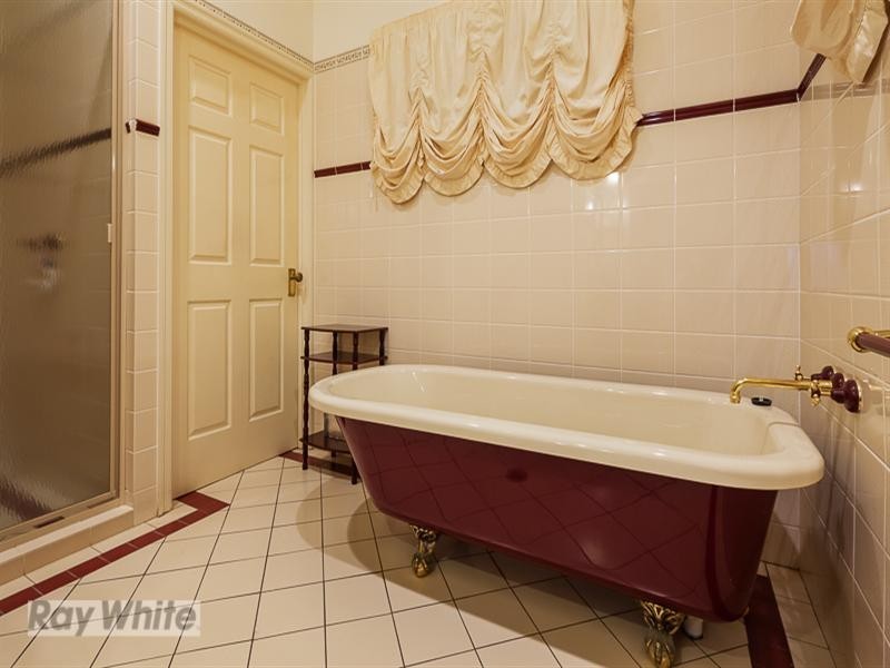 14 Newlands Street, Redland Bay QLD 4165