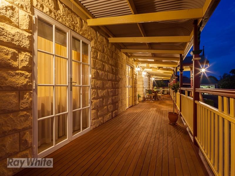 14 Newlands Street, Redland Bay QLD 4165