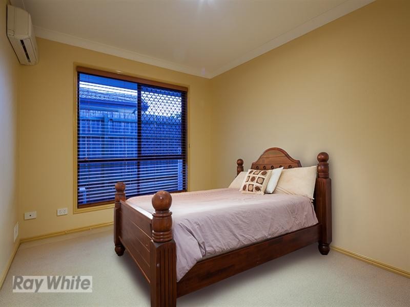55 Spinnaker Circuit, Redland Bay QLD 4165