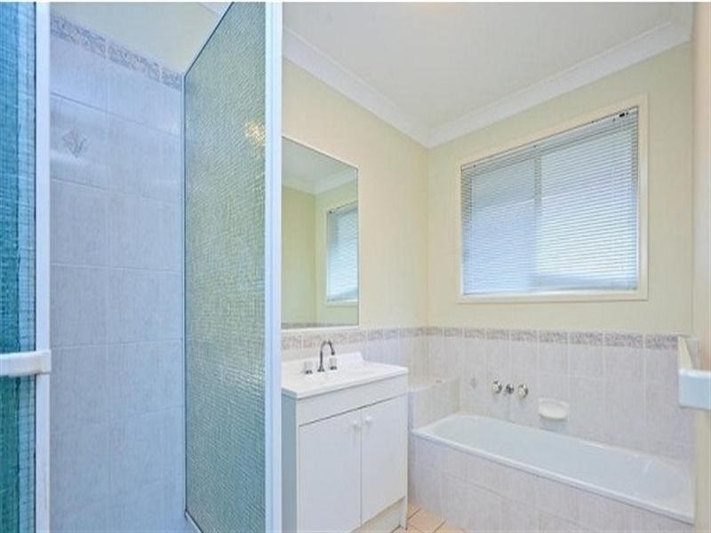 4 Dianella Place, Capalaba QLD 4157