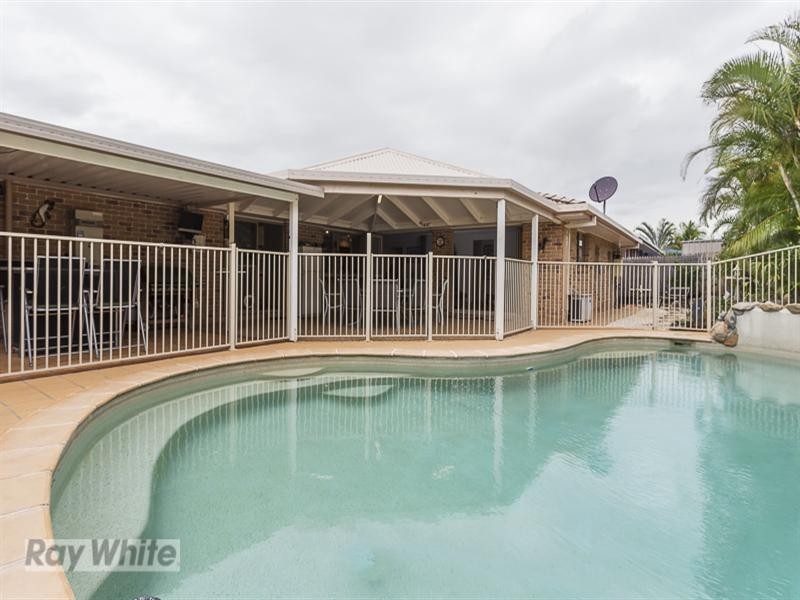 15 Newlands Street, Redland Bay QLD 4165