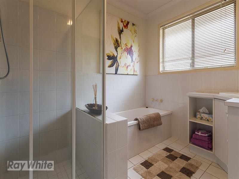 15 Newlands Street, Redland Bay QLD 4165