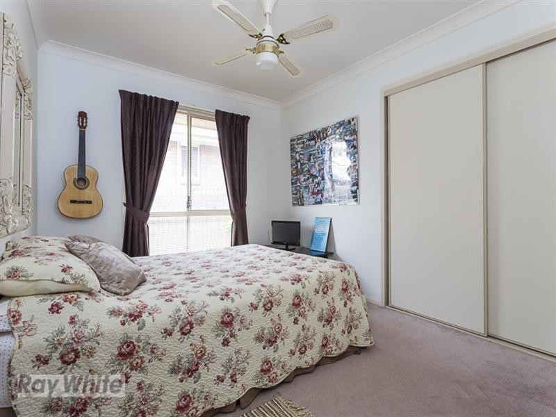 15 Newlands Street, Redland Bay QLD 4165