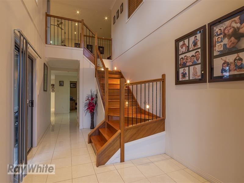 13 Torquay Road, Redland Bay QLD 4165