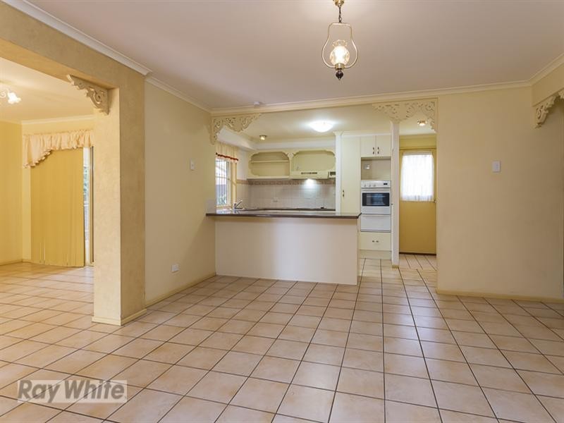 5 Bartlett Terrace, Redland Bay QLD 4165