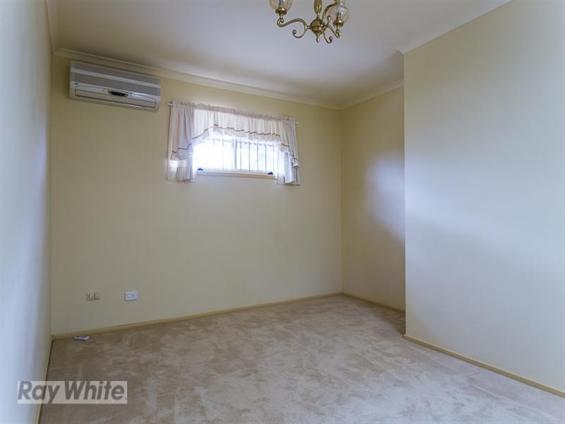 5 Bartlett Terrace, Redland Bay QLD 4165