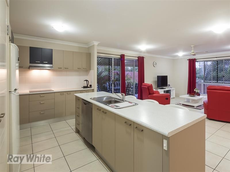 50 Ebony Crescent, Redland Bay QLD 4165