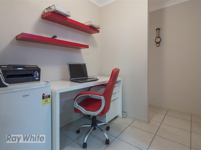 50 Ebony Crescent, Redland Bay QLD 4165