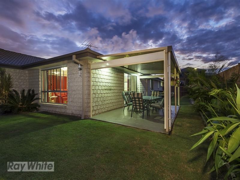 50 Ebony Crescent, Redland Bay QLD 4165