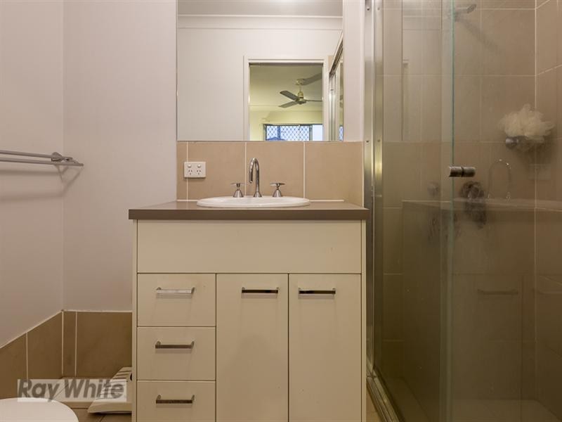 13 Aqua Crescent, Redland Bay QLD 4165