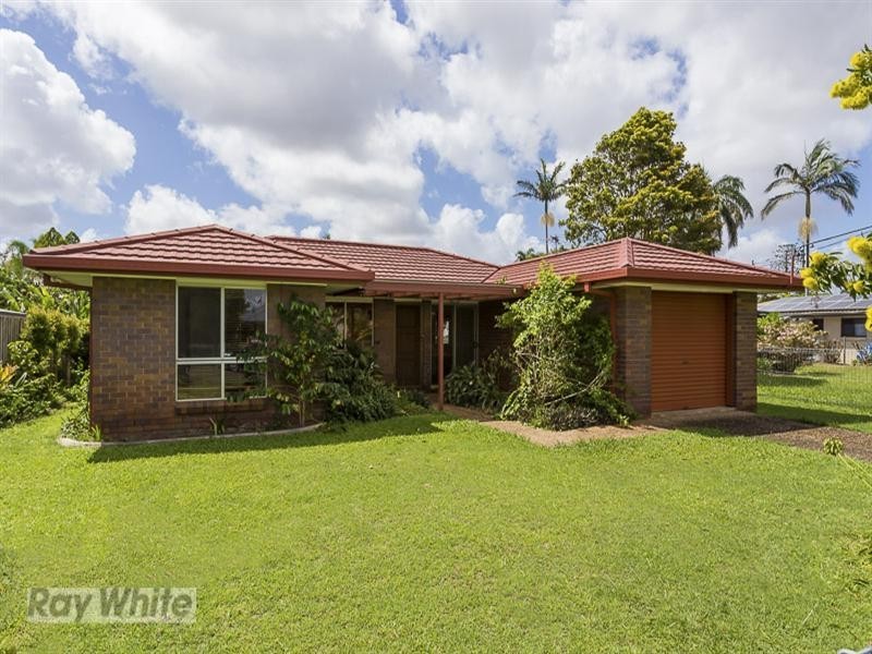 72 Dart Street, Redland Bay QLD 4165