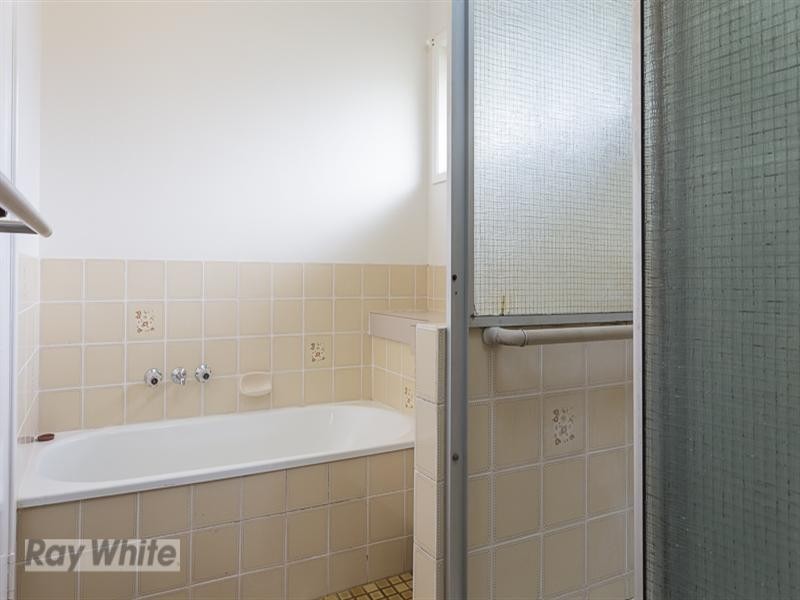 72 Dart Street, Redland Bay QLD 4165