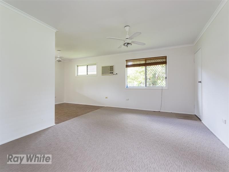 72 Dart Street, Redland Bay QLD 4165