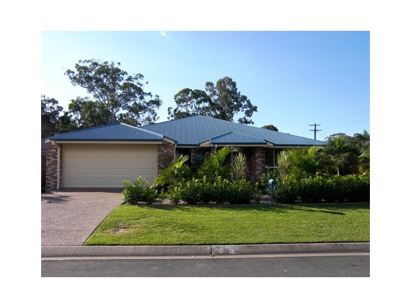 13 Tathra Court, Redland Bay QLD 4165