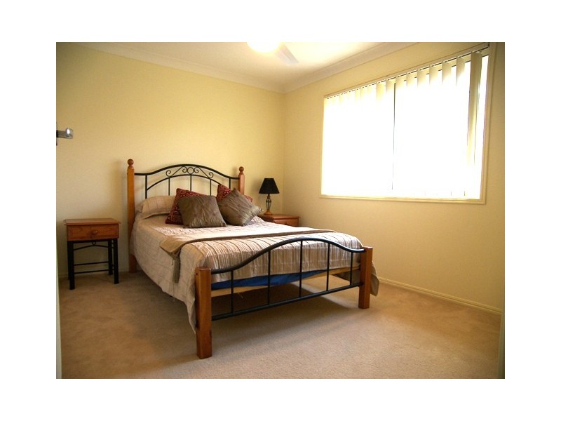 13 Tathra Court, Redland Bay QLD 4165