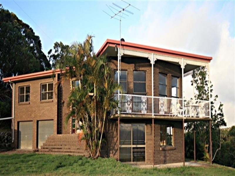 207 Rocky Passage Road, Redland Bay QLD 4165