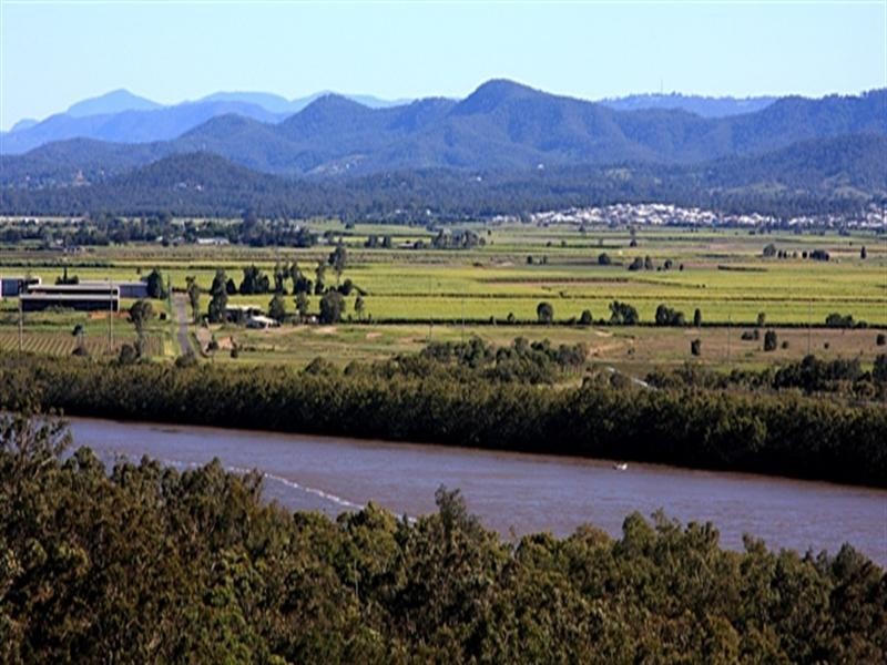 207 Rocky Passage Road, Redland Bay QLD 4165