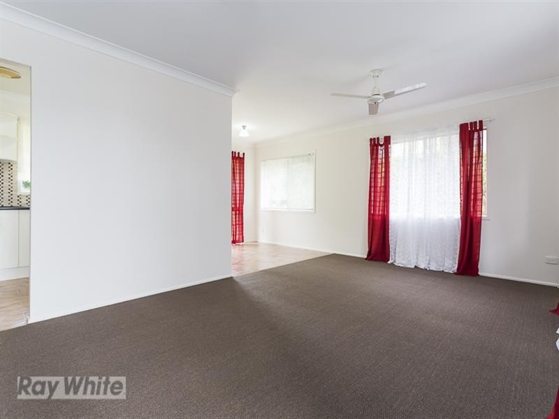 16 Weinam Street, Redland Bay QLD 4165