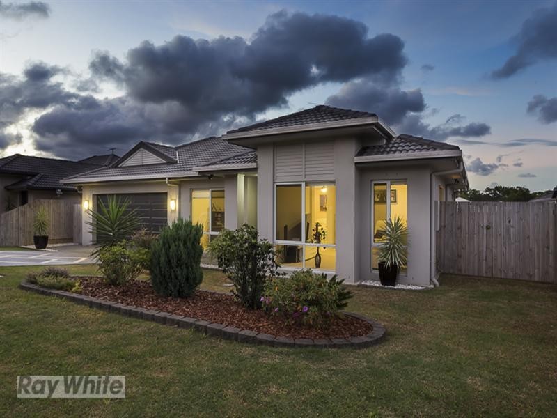 11 Balsam Street, Redland Bay QLD 4165