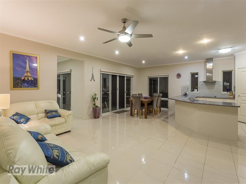 11 Balsam Street, Redland Bay QLD 4165
