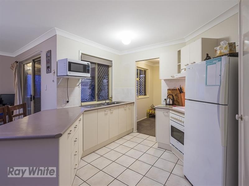 33 Jeanne Drive, Victoria Point QLD 4165