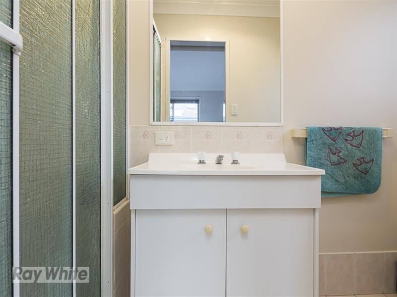 33 Jeanne Drive, Victoria Point QLD 4165
