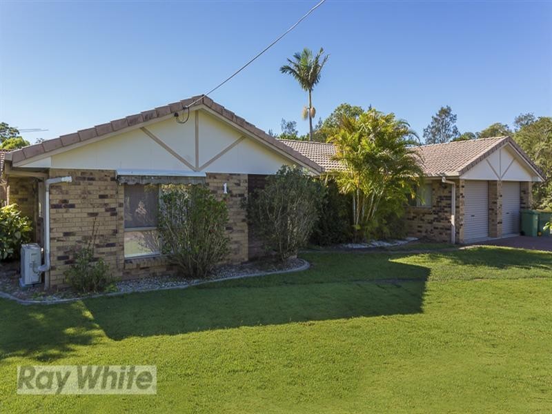 1 Troon Court, Victoria Point QLD 4165