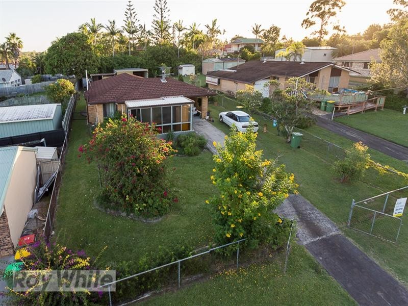 25 Holly Road, Victoria Point QLD 4165