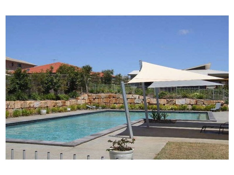 20 Whitsunday Place, Redland Bay QLD 4165