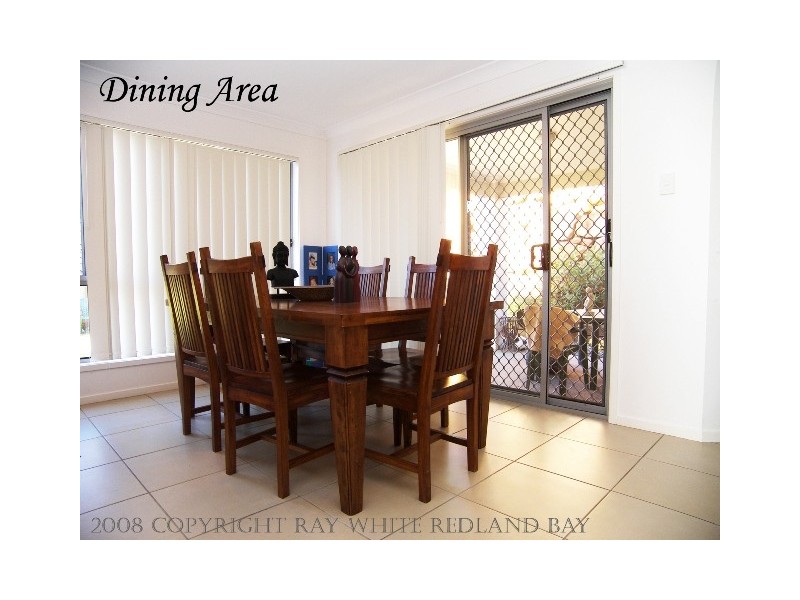 20 Whitsunday Place, Redland Bay QLD 4165