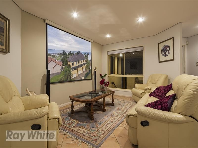 4/20 Mainsail Street, Birkdale QLD 4159