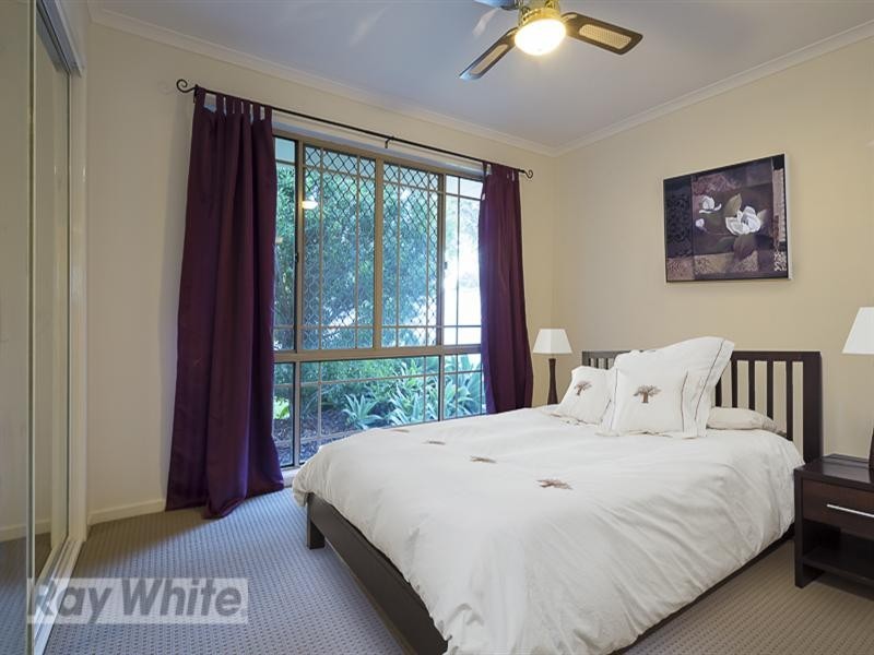 12 Caledonian Crescent, Alexandra Hills QLD 4161