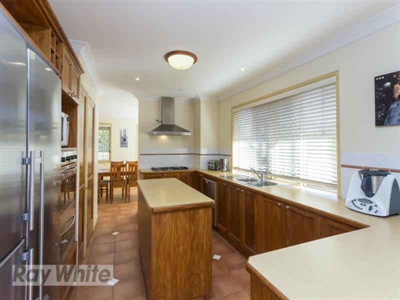 31 Hayman Street, Redland Bay QLD 4165