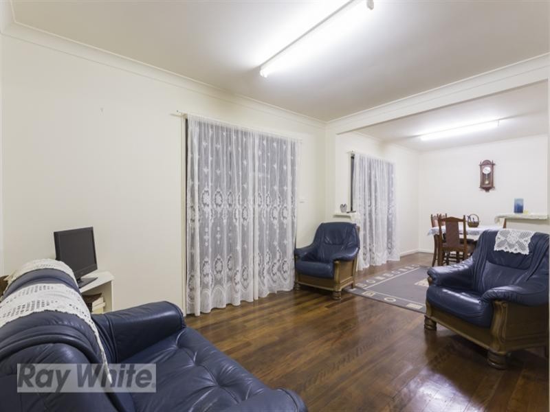 13 Fischer Road, Carbrook QLD 4130