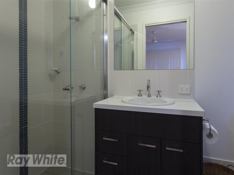 17 Aqua Crest, Redland Bay QLD 4165