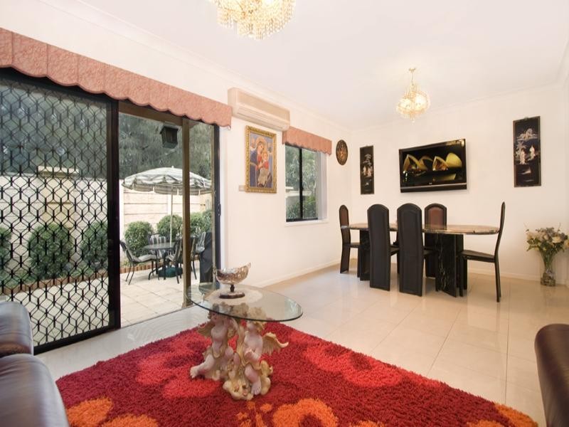 3 Powell Place, Liberty Grove NSW 2138