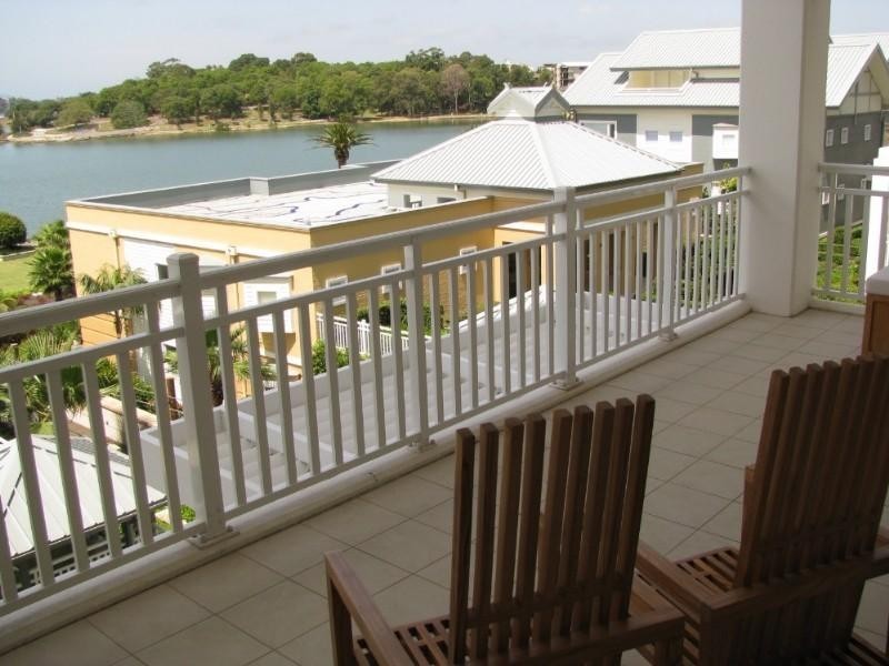 31/67 Peninsula Drive, Breakfast Point NSW 2137