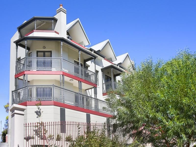88 Wigram Road, Glebe NSW 2037