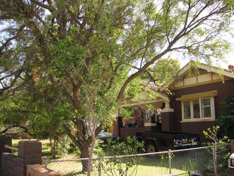 390, 392, 394 Great North Road, Abbotsford NSW 2046