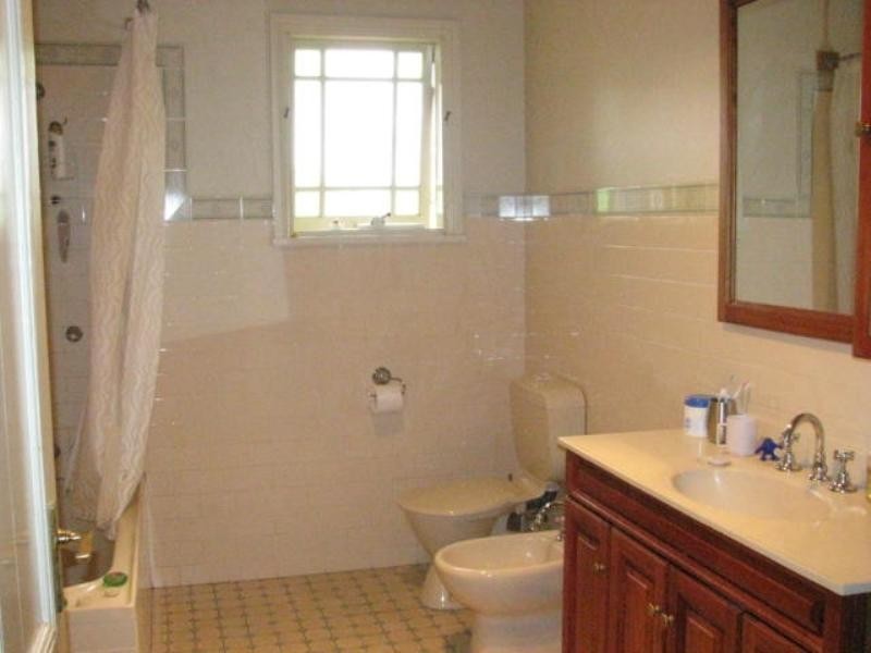 9A Kings Road, Five Dock NSW 2046