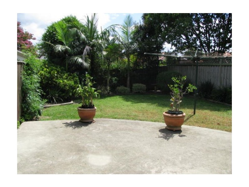 18 Byron Street, Croydon NSW 2132