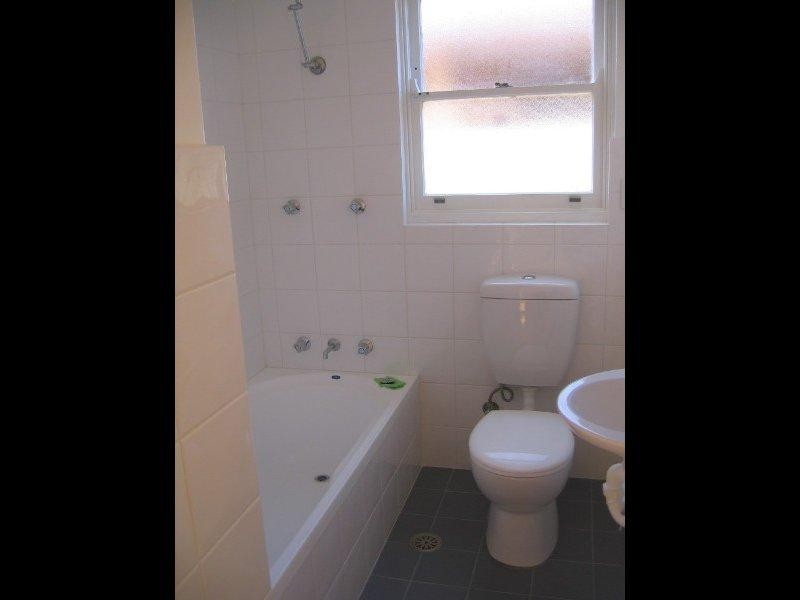 1/64 Gipps Street, Drummoyne NSW 2047