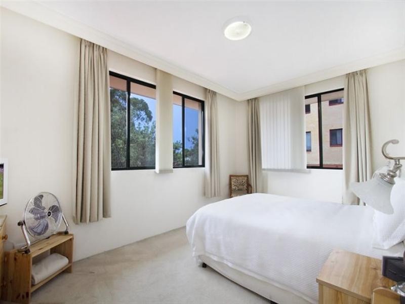 22/18-20 Knocklayde Street, Ashfield NSW 2131