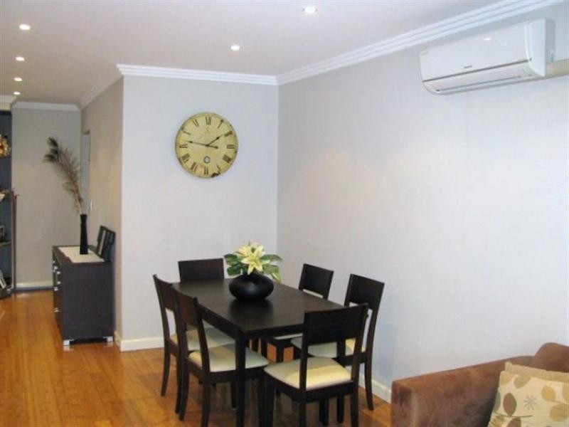 19/2 Finch Avenue, Concord NSW 2137