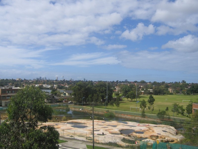 172/4 Dolphin Close, Chiswick NSW 2046